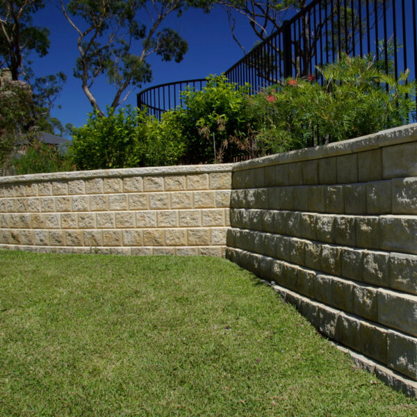 Wallstone Raised Garden Wall Blocks - Bondi Blend
