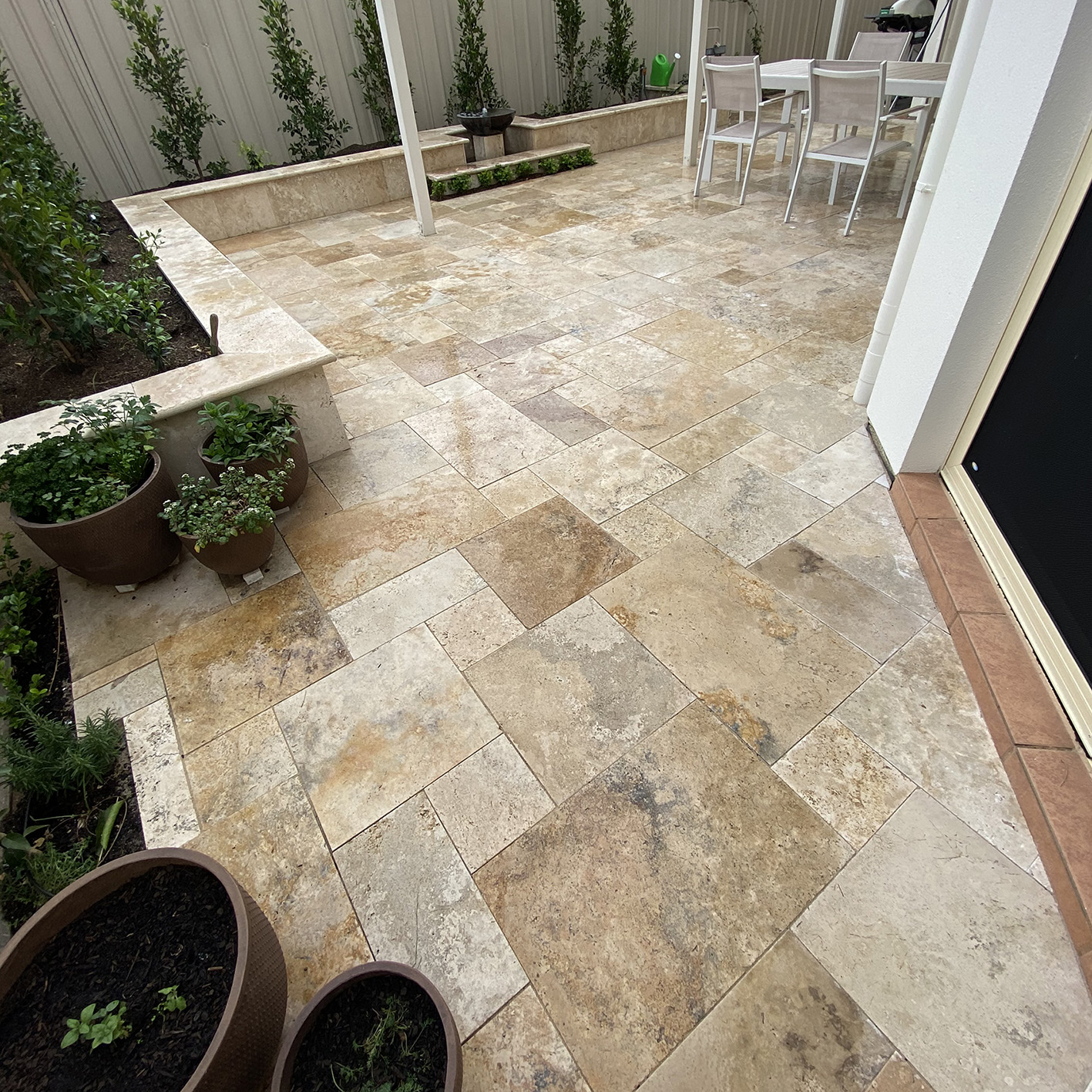 Seconds Pavers Lonsdale Seconds Cheap Pavers Australian Paving Centre   Country Blend Travertine Paving Tiles French Pattern Travertine 